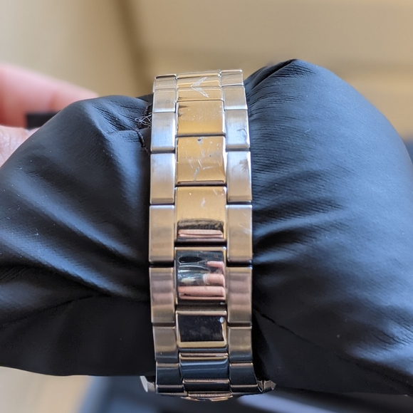 Zadig and Voltaire Unisex Skull Watch - Picture 5 of 10